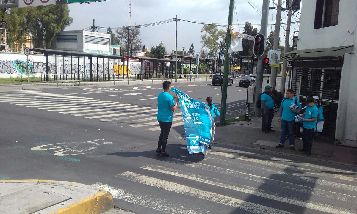 NAlianzaCDMX's tweet photo. Votar por lxs candidatxs de #CDMX garantiza una educación de excelencia 👌🏻 para tus hijos #ParaSalvarAMexico el #VotoUtilEsNuevaAlianza 🙌🏻 #NACDMX https://t.co/YkfZGE3LFv