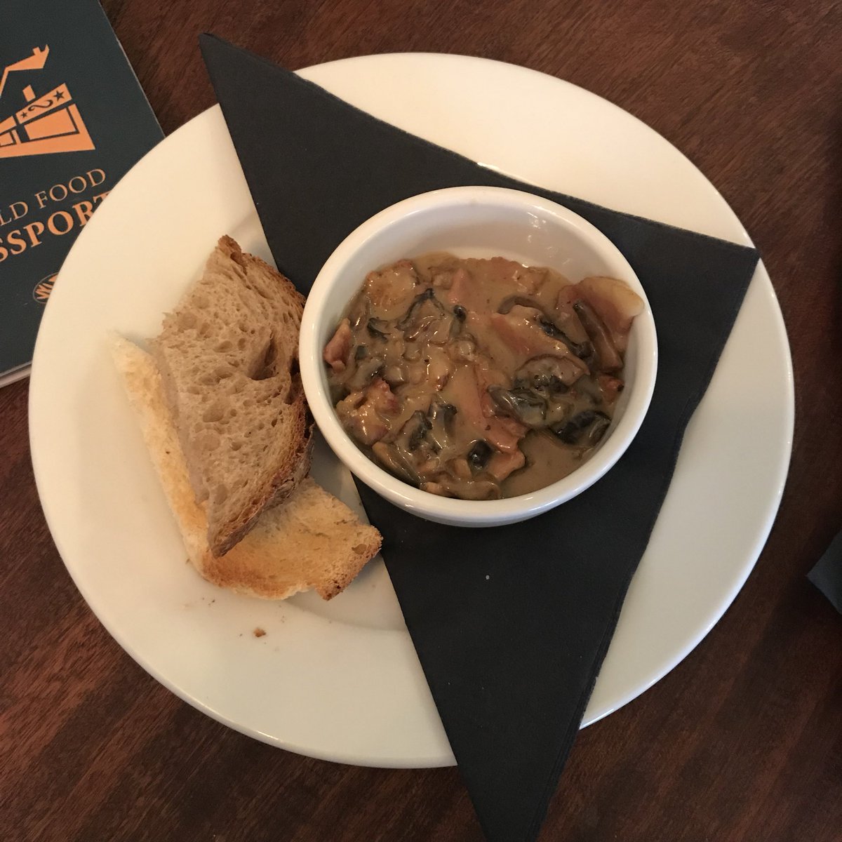 Becci Ward tweet media