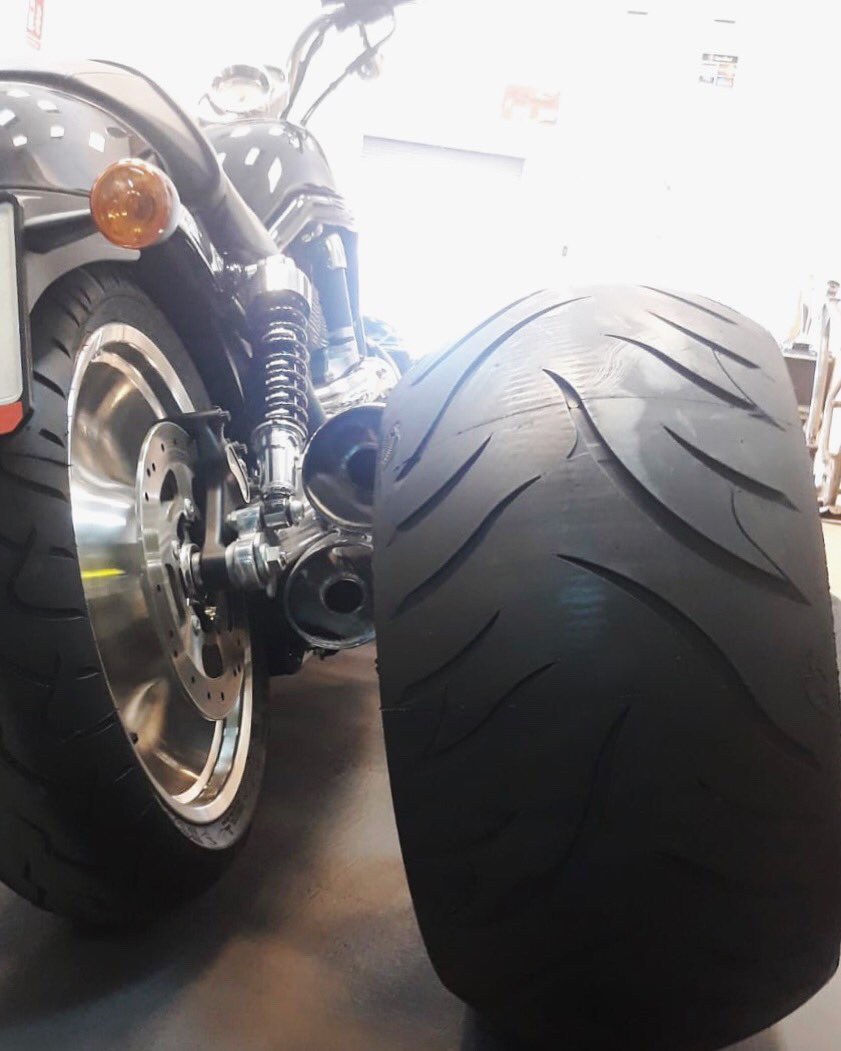 SCstyleBlog's tweet photo. Babe just get new shoes🔥 Project #zeusVrod 🦅

#belegend #breakskullchoppers https://t.co/HFqhO9yHkz