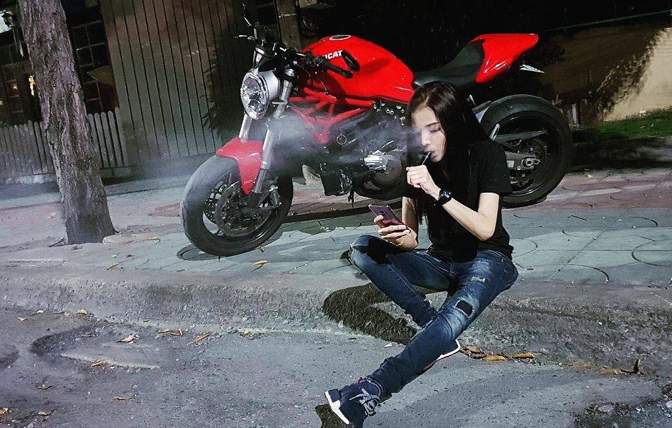 Satangy's tweet photo. Join the dark side and feel the power. 😈💨
#subzerox
#ducati https://t.co/2krkAAbAVV