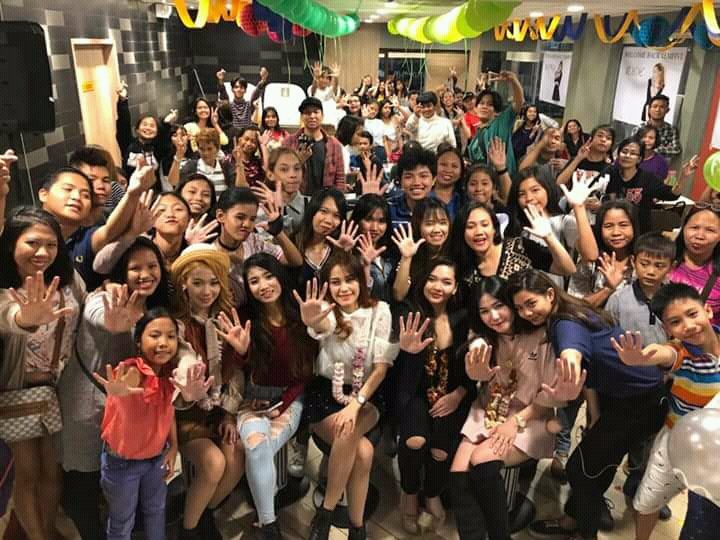 Tem5iveOfficial's tweet photo. This is the Fan Meeting happened last April 04
-OfficerS https://t.co/QoPqN2Tb1d
