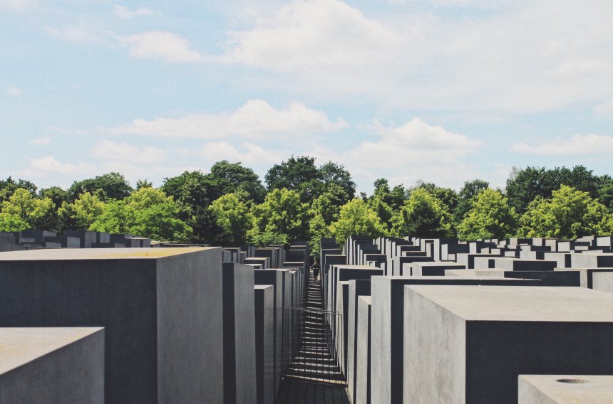 newberlintours's tweet photo. @rosaliajcarrion took several of our tours in #Berlin – check out her great photos and what she had to say about the tours! 🙏🇩🇪 

https://t.co/z3E5vp0w1D https://t.co/lUOnS3YBG4