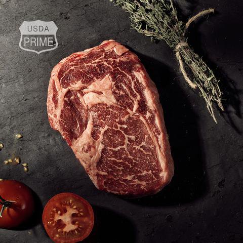 DiabloSteaks's tweet photo. Dry Aged Black Label Boneless ribeyes. 
Generous marbling translates into one of the most flavourful, mouthwatering steak experiences you can get. Rich, delicious &amp; carved from the some of the worlds most premium beef, the boneless Ribeye won't disappoint. https://t.co/XhJm7PHlO1 https://t.co/2HYdaawI14
