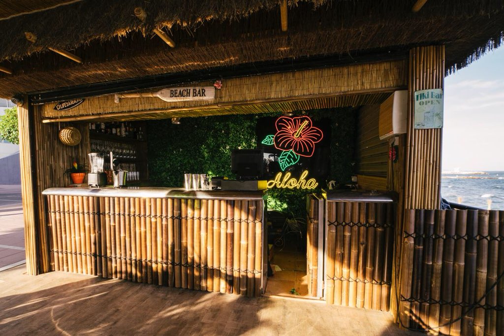 GFFGuernsey's tweet photo. Karndean Korlok Installation at Mahiki Beach in Marbella, recently completed by our GFF Team @karndeanfloorino @mahiki @mahikibylasala https://t.co/eWvwfJNRrT