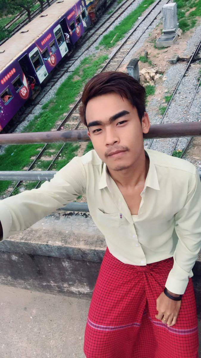 LeeMinThar4's tweet photo. သူကို သိလားး
သူ႔ ရဲ႕ HD ေတြ ႐ွိတယ္ 
Retwwet လုပ္သြား https://t.co/3H7sKbHMni