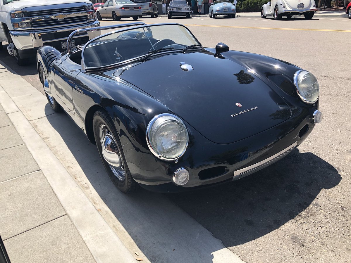 AVOclearbra's tweet photo. A few local summer time classics #Porsche #speedster #belair #hotrods #waxing #customs https://t.co/3HBpt9WCID