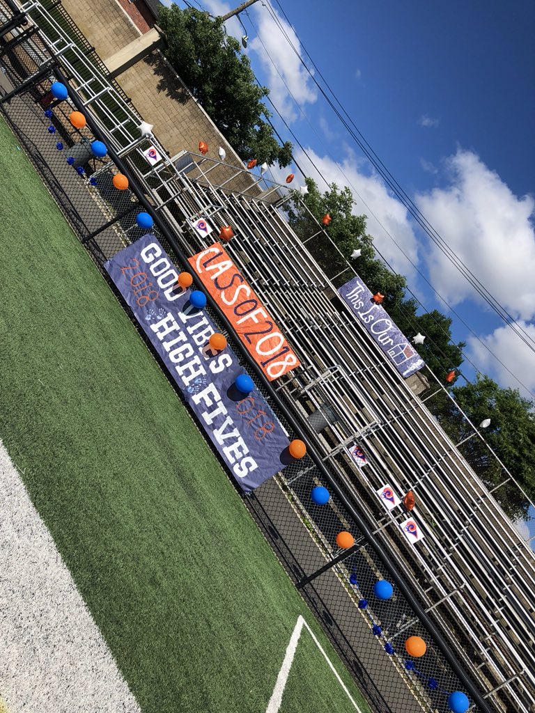 _lhs_2018's tweet photo. RAM WARS!! 🧡💙🧡💙🧡💙 https://t.co/3yGSmotbVg
