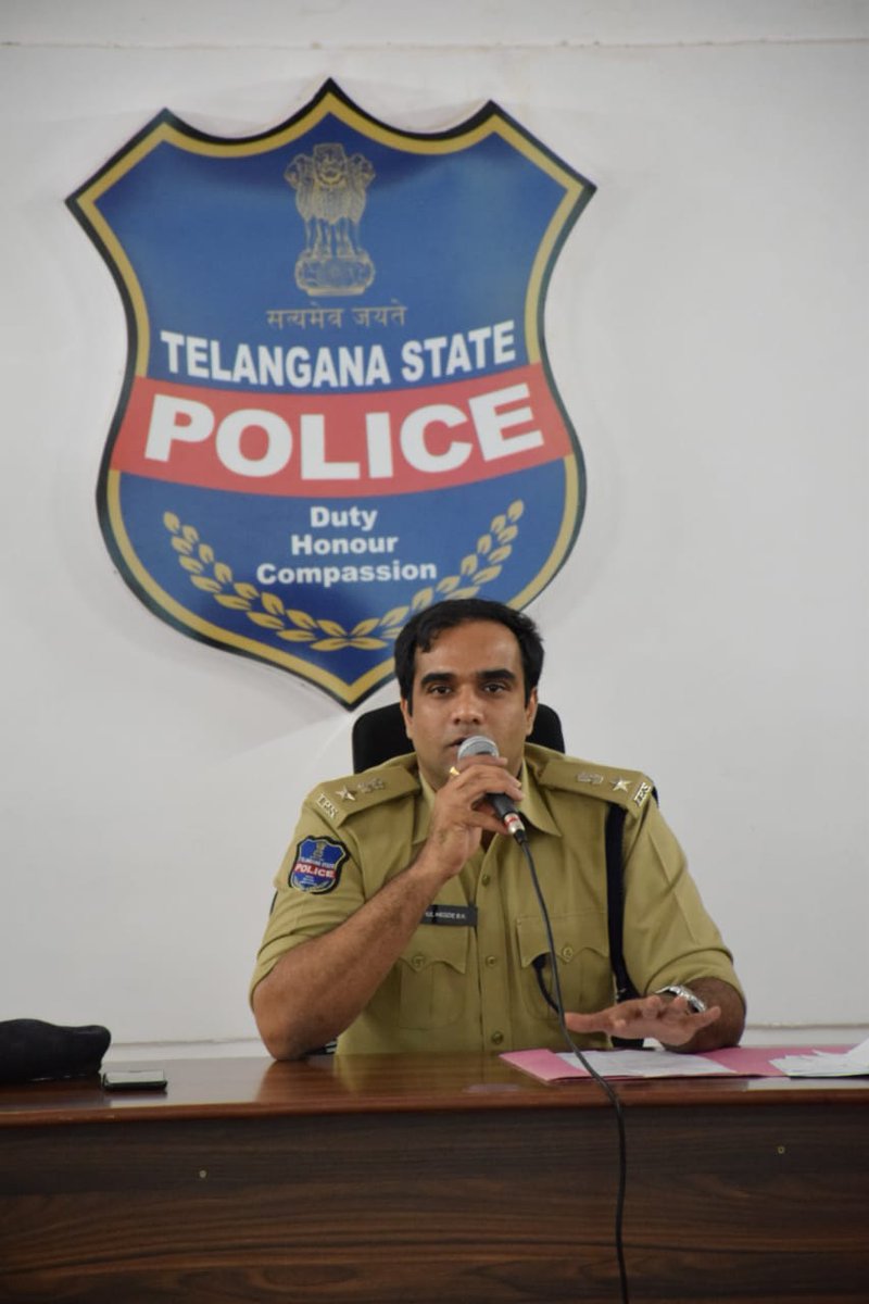 spsircilla's tweet image. Review meeting with the officers who attend court work. #sircilla #sircillapolice