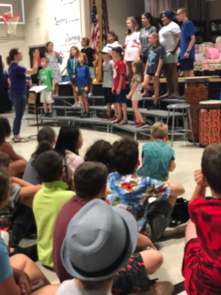 CherieLNorman's tweet image. The Showcase #spsartworks #exploresps @cowdensps exhibited greatness!