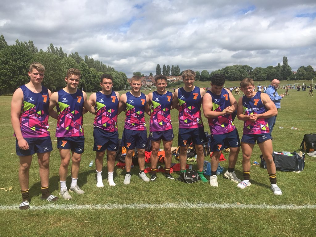 Last game: Lost 5-17 v <a href="/RexClubRedKites/">Rex Club Red Kites</a> 
Tough last game against a very good side!! At least the sun has come out so the boys can get their vests on💪🏻
<a href="/GILBERT_RUGBY/">Gilbert Rugby 🏉</a> <a href="/WGRugby/">WGS Rugby</a>