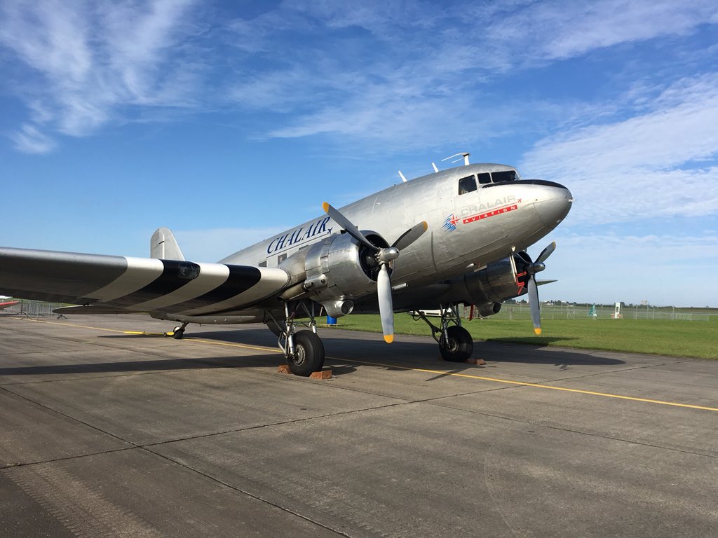 IPSA's tweet image. Entre #bombardiers, #avionsdechasse, #hélicoptères et autres, le #MeetingEvreux105 représente un des #meetingaerien phare de la région @iledefrance
