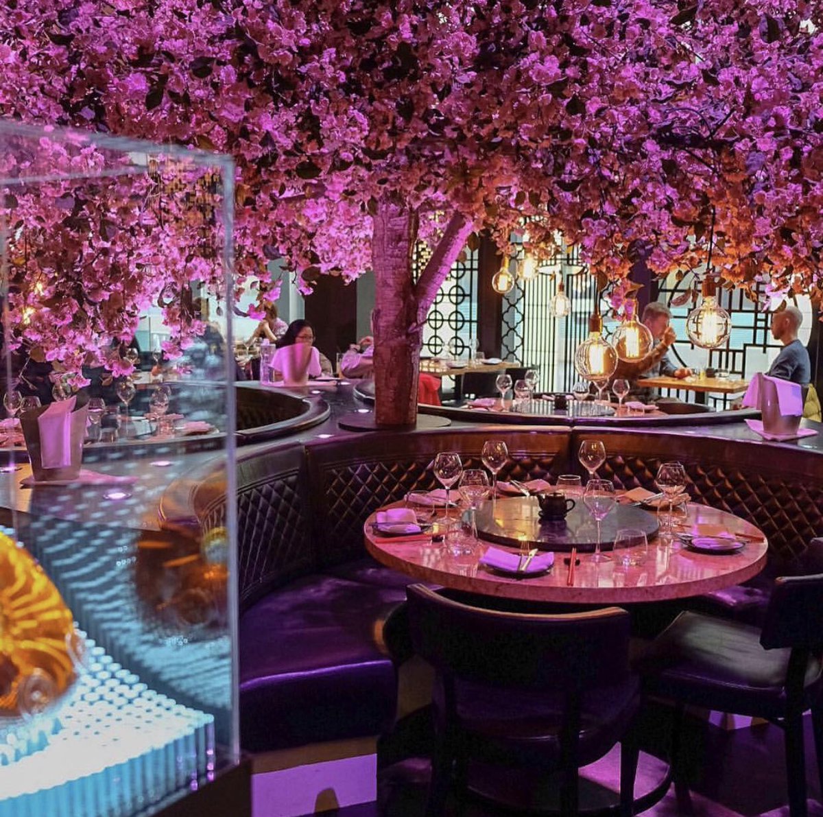 DominicMagician's tweet photo. You can find me Every Saturday at @TattuRestaurant from 8PM.
Make your special occasion or relaxed evening out an experience that youβll never forget!
#DominicAnthony #PermanentlyUnique #Tattu https://t.co/ICdXIviZI9