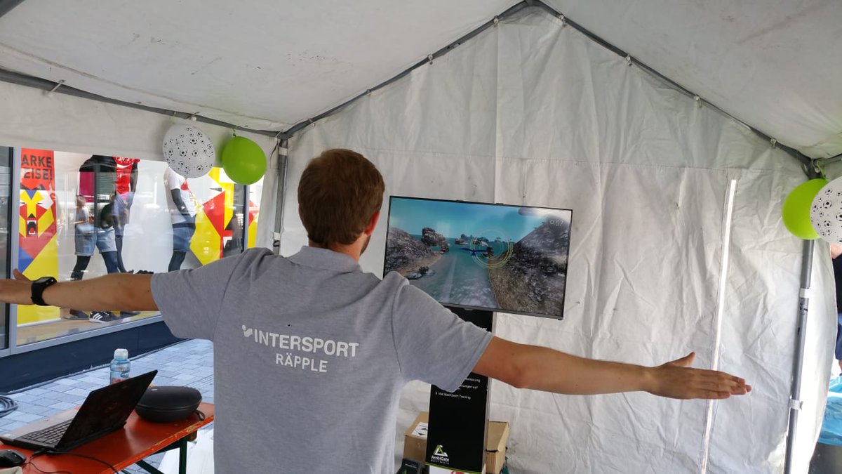 Ambi_Gate's tweet photo. Heute sind wir auf dem Karlstraßenfest in Tübingen, kommt vorbei und testet unseren AmbiCoach #Training #straßenfest #WM2018 https://t.co/4cEkEVxKWM