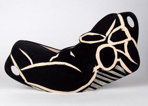 ceramicreview's tweet photo. 'As an emerging maker, how do I price my work – both functional and sculptural?' Ceramists John &amp; Jude Jelfs of @Oxceramicsfair answer in our latest Ask the Experts column.  Pic: work by @JudeJ2. Find out in CR's current issue: https://t.co/AXMPKweG5g https://t.co/jIvX0ROcdm