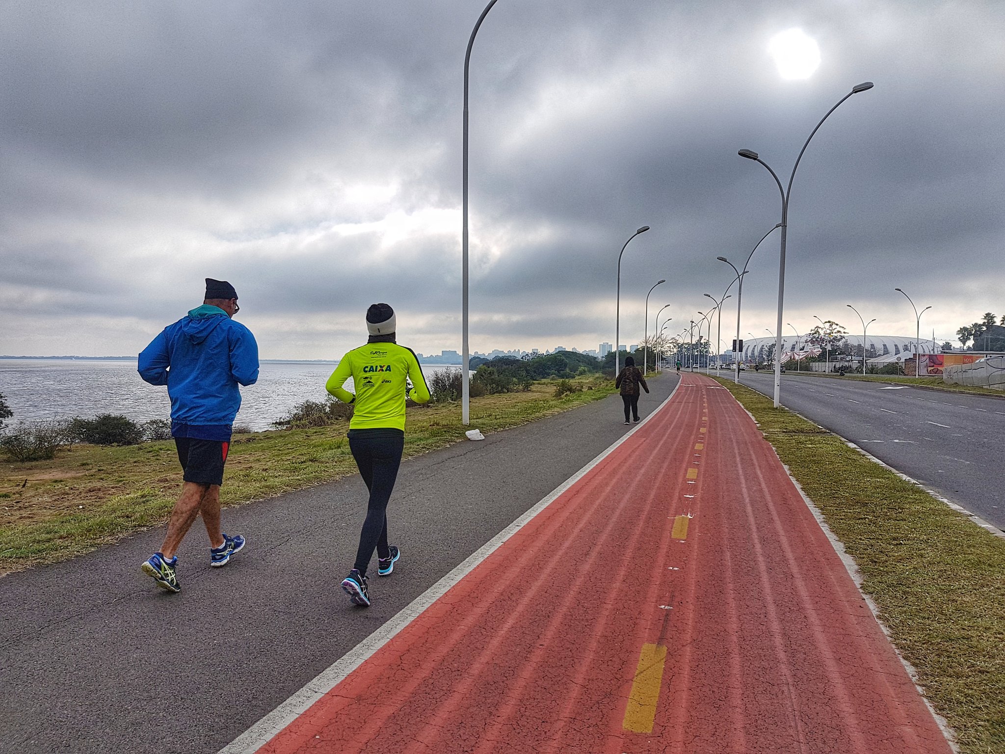 Df0M_XGXUAYBT9f.jpg:large