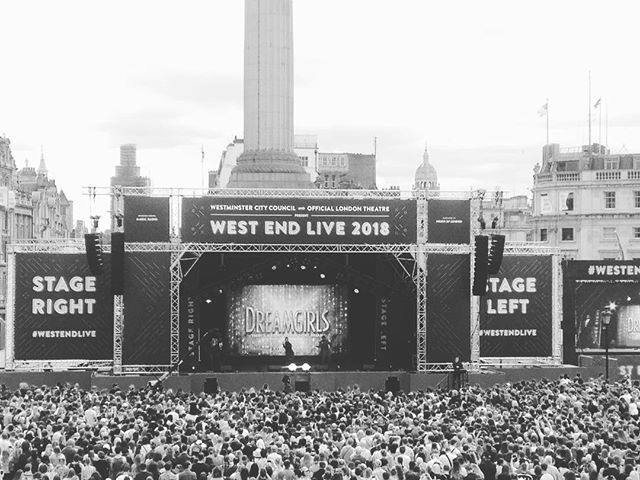 LISTEEEENNNN! Loving the Dreamgirls at #westendlive ... catch the full show later on at @savoytheatreldn on #Northbank .
.
.
.
#lovelondon #lovetheatre #trafalgarsquare @westendlive @citywestminster @mayorofldn @dreamgirlsldn #discoverlondon #freelondon … ift.tt/2ld2Y5e