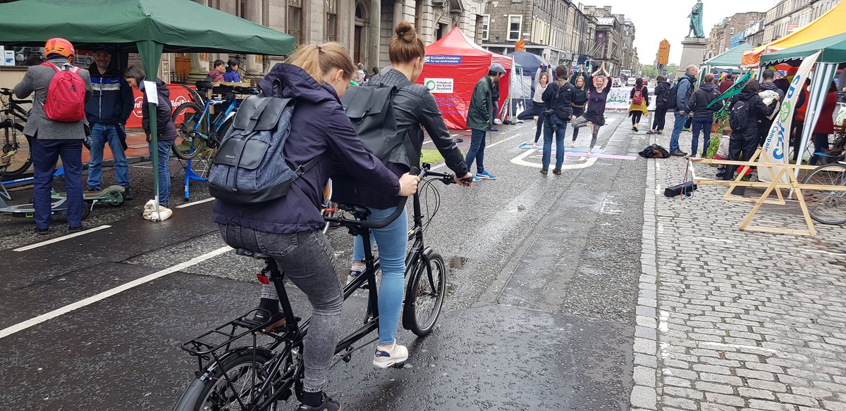 George Street is open for people today. Part of @edfoc. Stalls and activities - check it out. <a href="/Circecycles/">CirceCycles</a> <a href="/FoEScot/">Friends of the Earth Scotland 🌎</a> <a href="/SustransScot/">SustransCymru</a> <a href="/SpokesLothian/">Spokes CycleCampaign</a>  <a href="/CyclingUKScot/">Cycling UK in Scotland</a>
