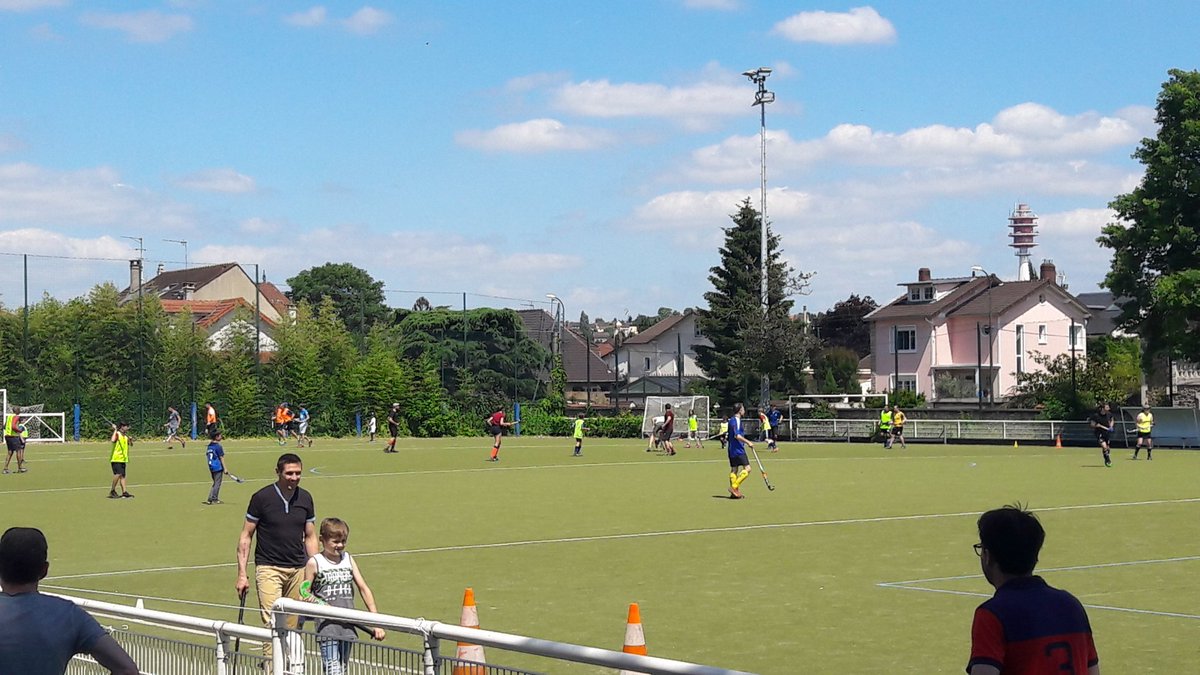 hscsm's tweet photo. Barbecue annuel sous le soleil. Tournoi amical pour tous les participants. https://t.co/sNfurpj3Wq