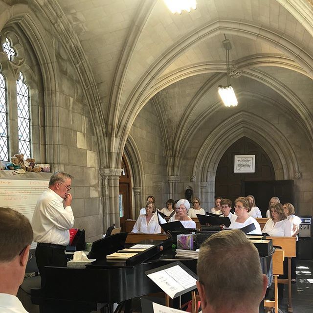 MINIRAMBLE's tweet photo. This is the little rehearsal room that the Renaissance Singers of #charlotte #nc rehearsed in last night. Every nook &amp; cranny of the #nationalcathedral is impressive 😍 #choral  #choralmusic #washingtondc .
.
.
.
.
.
#cathedral #history #awesome #perf… https://t.co/q9agblxiZG https://t.co/FxsS8svKp0