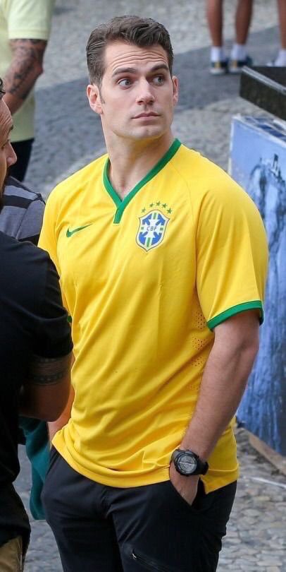 _mikaa_'s tweet photo. Ok Portugal cês ficam com o Shawn  mas o Superman é nosso caralho #WorldCupRussia2018 https://t.co/6WjiAXNb1W