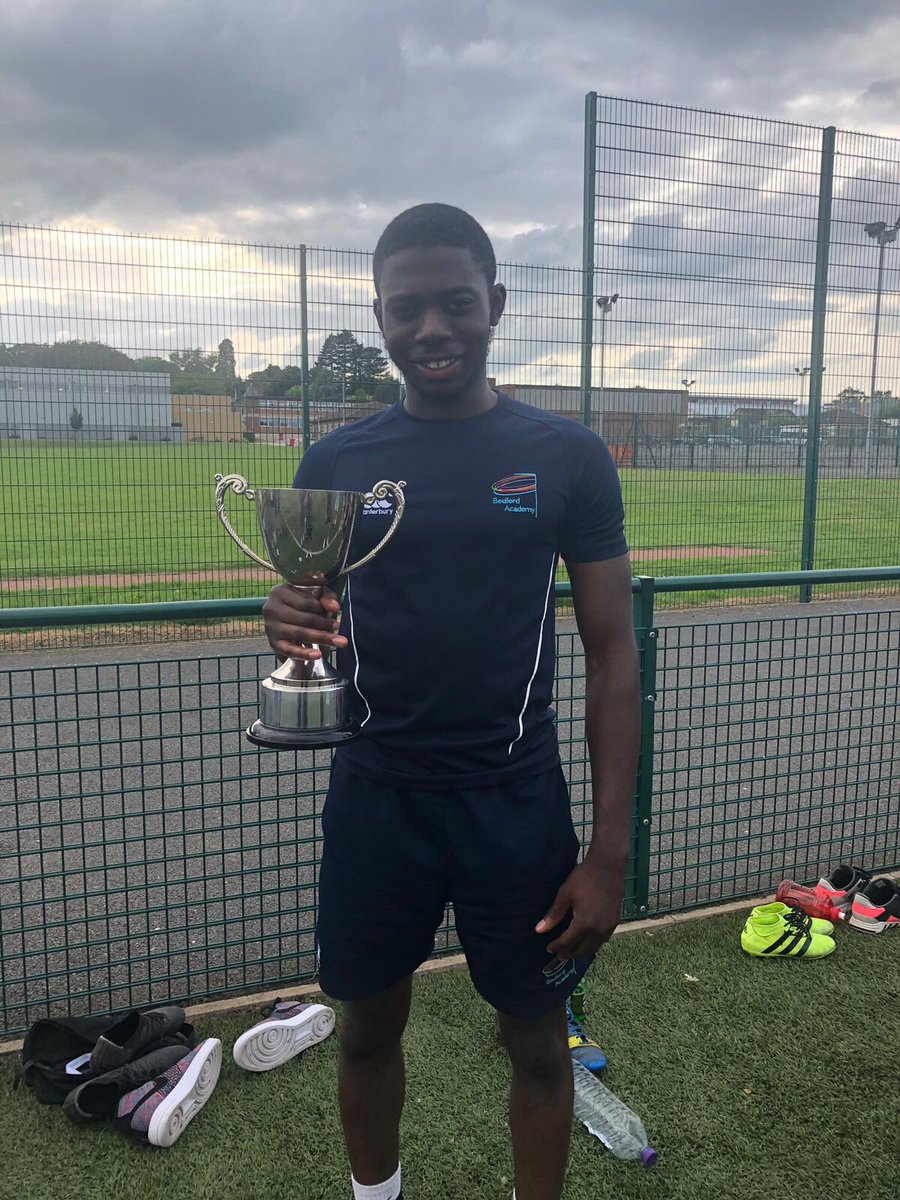 ActiveYouthUK's tweet photo. @BedsFA Teachers County Cup Champions π
It was great playing and staying undefeated with @Bed_AcadPE @Bedford_Academy staff!
Well done @DenbighHigh, was a great final match β½οΈ
#Champions #StaffFootball #Undefeated #BedsFa #FootballisLife https://t.co/ASfN3jmFYC