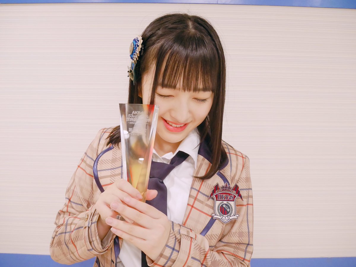 meru_chan_07's tweet photo. #第10回AKB48世界選抜総選挙 

「26位 31111票」
本当にありがとうございます！
心臓が止まりそうでした。

こんなにランクアップできるなんて…
皆さんの底力のパワーはやっぱり最強でした(> <｡)

大好きなみんなと、目標を達成出来たことを誇りに思います。

いつも一緒にいてくれてありがとう。 https://t.co/oyXsNarF3l