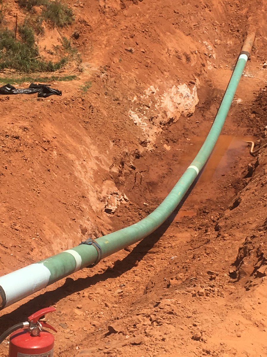 RandRPipeline's tweet photo. 🎉👷🏻‍♂️Happy Saturday!🎉👷🏿‍♂️ @EnableMidstream remediation work! Couldn’t get a better crew to do this work!! 👷🏻‍♂️👷🏿‍♂️👍🏻👍🏻👍🏻
#randrpipeline #naturalgas 
@TopOilNews 
@OKOGA https://t.co/bpUKgwdY4m