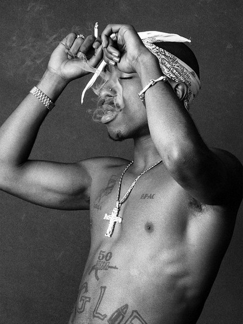 DailyRapPics's tweet photo. 47 years ago today, Tupac Amaru Shakur was born.

Happy Birthday, Pac https://t.co/r5Bzlgo91n