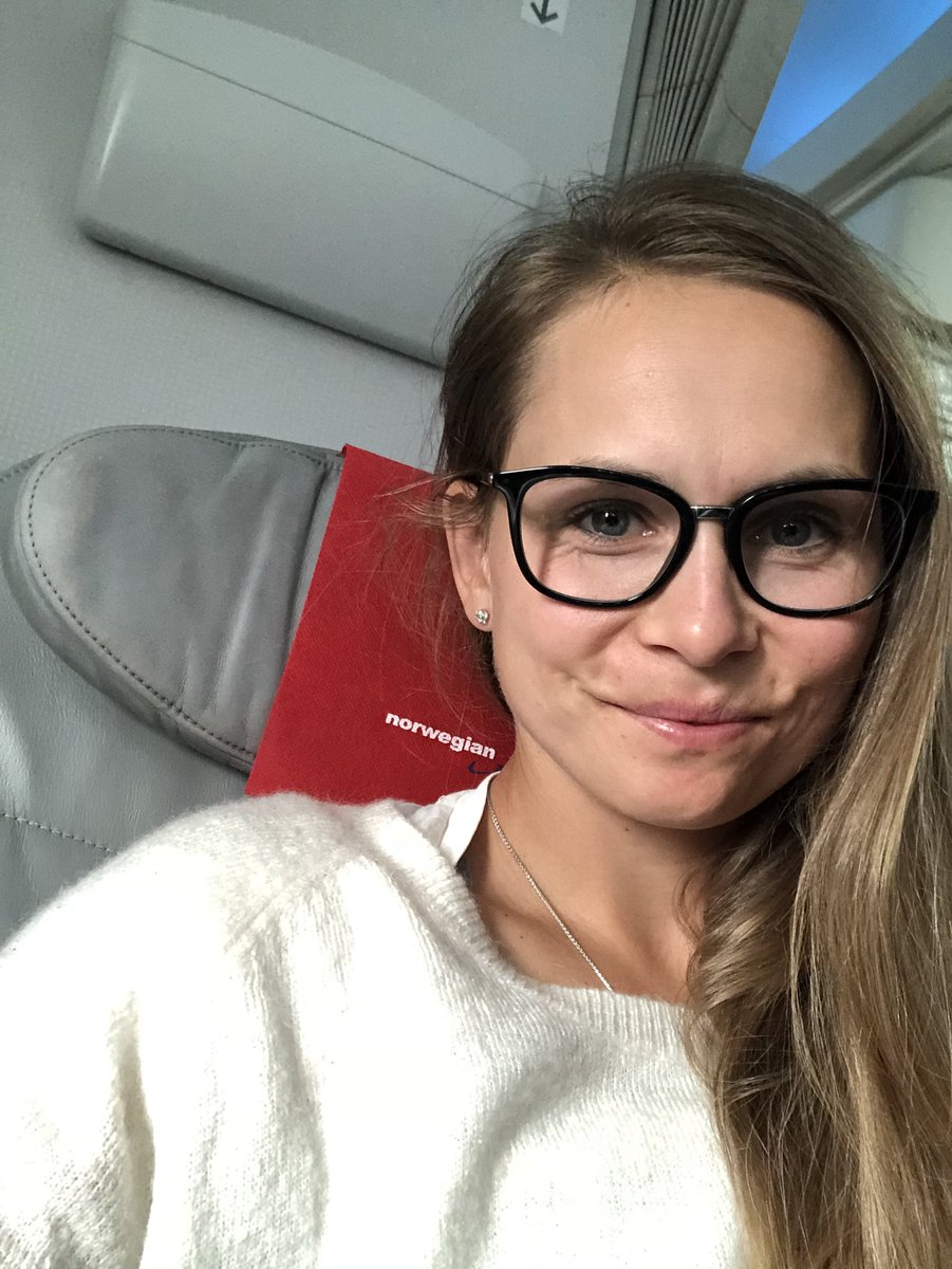MaritaEngzelius's tweet photo. Thailand next 🏌🏼‍♀️
#LETgolf #Excited
 #flynorwegian https://t.co/vXk4KAxNJH