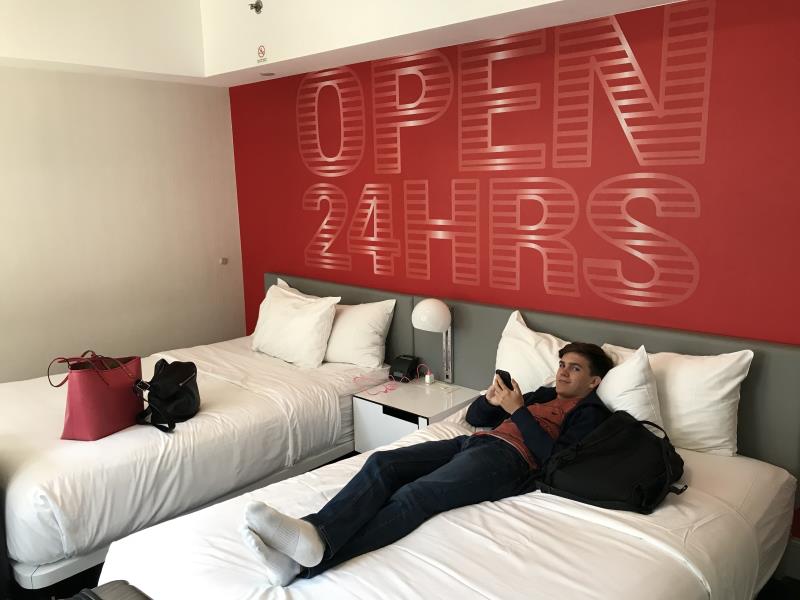 CanuckDisneyMom's tweet photo. I'm a finalist in Row NYC Hotel's Photo Contest. Help me rally votes: https://t.co/bJg7ev852o @RowNYCHotel https://t.co/eI1Mh5L7a0