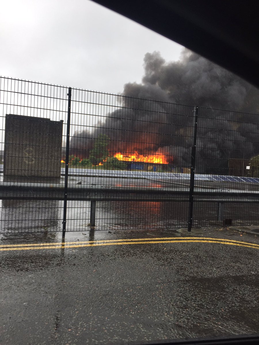 ginfuse_'s tweet photo. Liverpool fire @LivEchonews https://t.co/ElhvWTQN7D