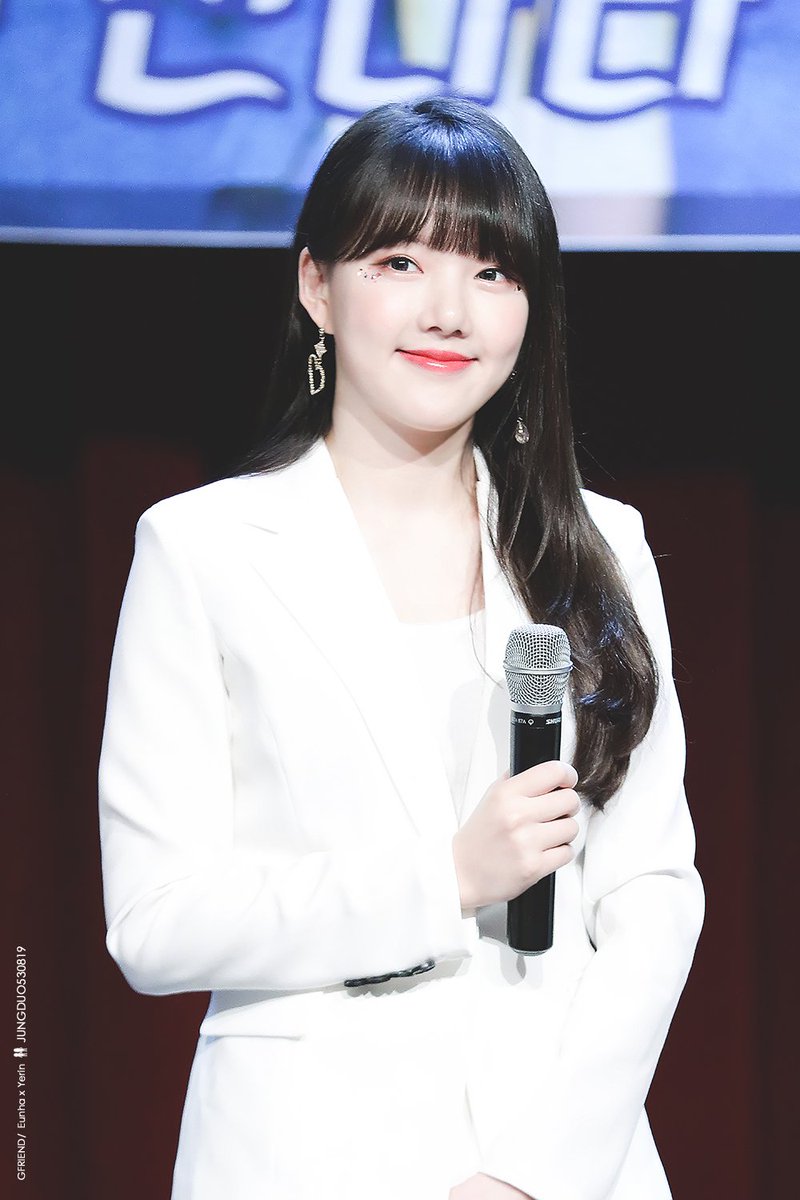 jungduo530819's tweet photo. 180520 대전 팬싸인회
#예린 #YERIN #여자친구 #GFRIEND @GFRDofficial https://t.co/XL33Bp08DP
