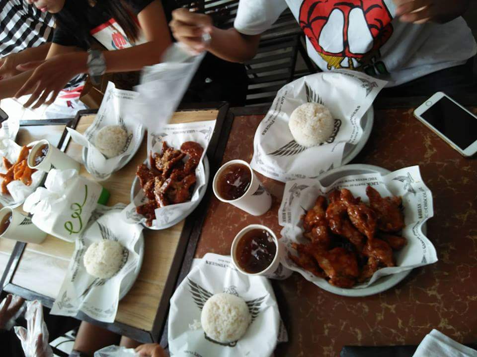 m_alcbs's tweet photo. complete 🎉 walang nagbago matatakaw pa rin talaga sila lalo na yung isa hahahahaha
#LFRIENDS https://t.co/YKVTQ0Qh2i