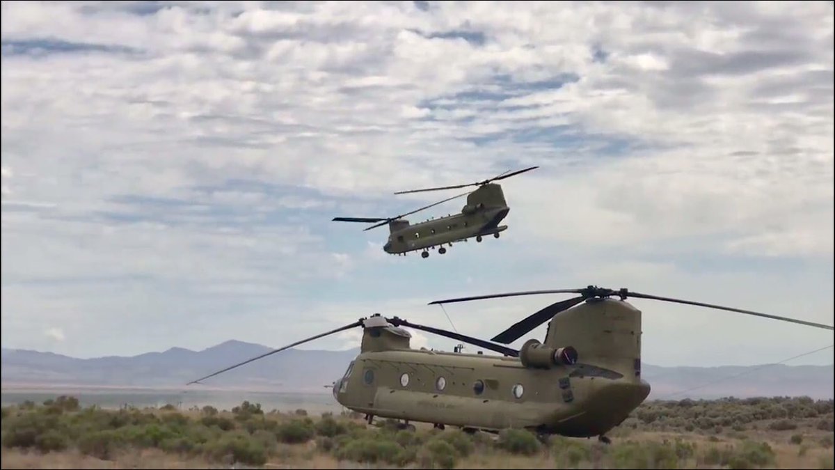 IDArmyNationalG's tweet image. Yesterday, 4 Soldiers chose to extend their service in the Idaho Army National Guard! After their re-enlistment ceremony they were treated to a CH-47 Chinook Helicopter flight! Thank you for your continued service TROOPS! #ReEnlist #IDARNG #20kBonus #defendwhatmattersmost