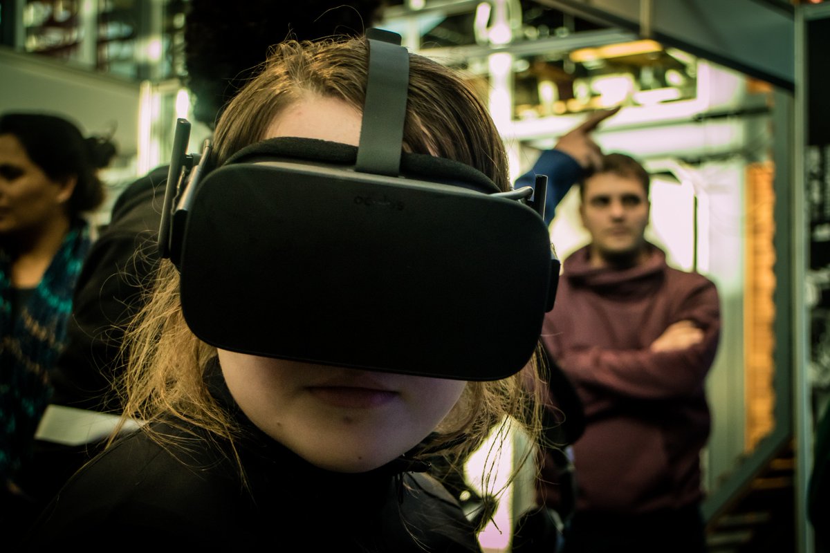 Martiniano_C's tweet photo. 📷🎬 Bolivia Profunda (WIP) se proyectó en @VirtualityBA, una de las ferias de tecnologías inmersivas más importantes del mundo.
#BoliviaProfunda #CineBruto #FundaciónCOMPA #IntCine #Virtual360 #ClusterPBA #ImmersiveFilms #Alud #DefinitePictures #RamiroAlvarez #CompañiaDeCine https://t.co/9ugjqzSu6A