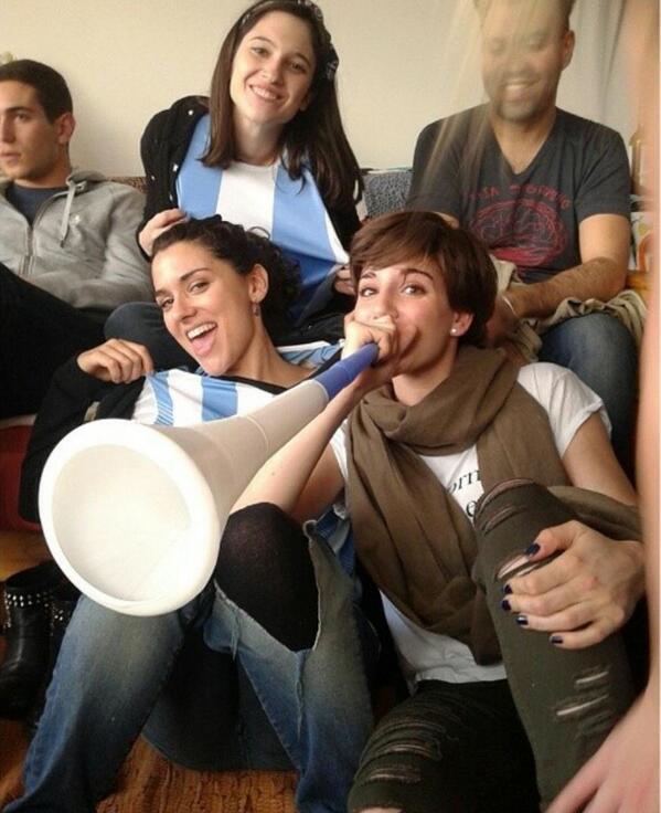 Violetteros's tweet photo. COMO TE EXTRAÑO MUNDIAL 2014 https://t.co/c188IHO8YB