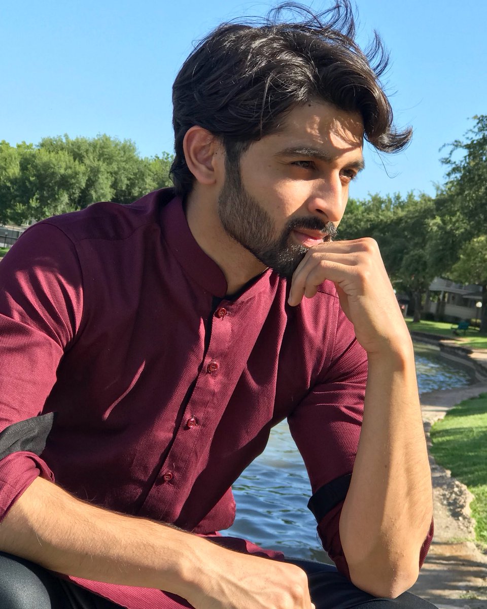 iHussainAsif's tweet photo. Eid Mubarak to all. First Eid of my life where I gave out a lot more Eidi then I received. This is just going to get worse by the year. Please don’t have to many children you guys, otherwise I’m going to double yours. 😂...wishing you and your family prosperity https://t.co/zpsnlo5ZVm
