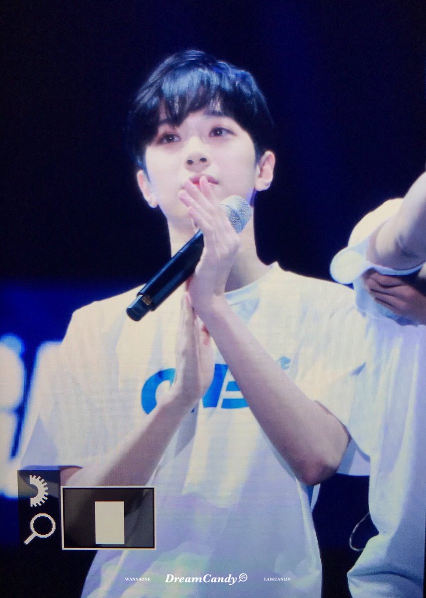 dreamcandy0923's tweet photo. 180616 큐브 콘서트 프리뷰

#라이관린 #Laikuanlin #워너원 #WANNAONE https://t.co/WdKsMjXAKW