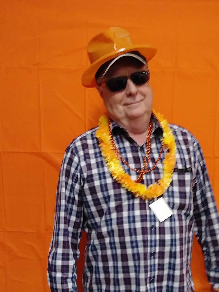 Sara (@sarakuchera) on Twitter photo #NDHomeDepotOrangeBloodedDay2018 <a href="/bt1hunter/">Barry Thompson</a> <a href="/geraldrmullins/">Gerald Mullins</a> @sallyOmizzle <a href="/Paul_Haitsch/">Paul Haitsch</a> #NDHomeDepotOrangeBloodedDay2018 <a href="/bt1hunter/">Barry Thompson</a> <a href="/geraldrmullins/">Gerald Mullins</a> @sallyOmizzle <a href="/Paul_Haitsch/">Paul Haitsch</a>