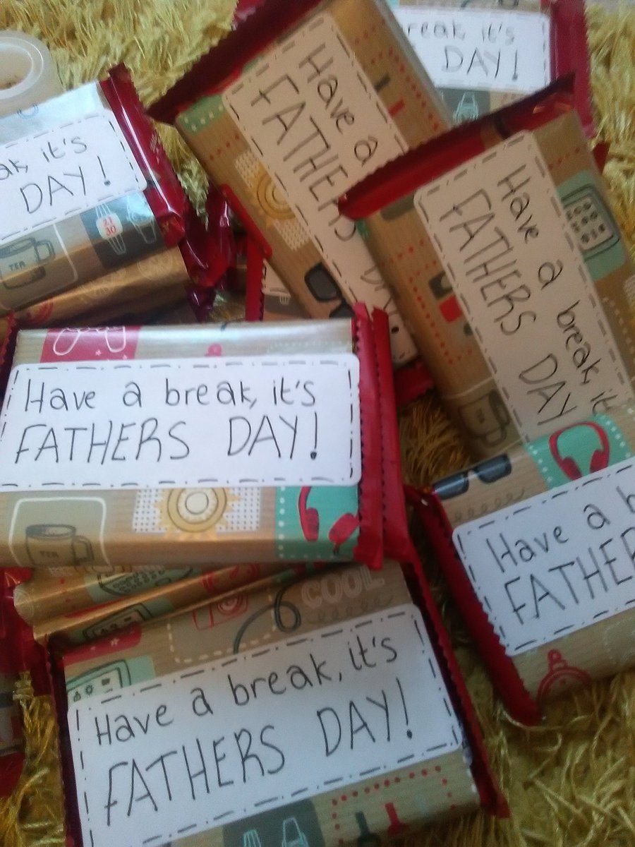 Father's day prep @ home! #dedication ! Love how these have turned out. Ready to give to the dad's tomorrow. 🍫<a href="/RakeshMistry87/">Rakesh Mistry</a> <a href="/RikkiQuinlan/">RQPI</a>