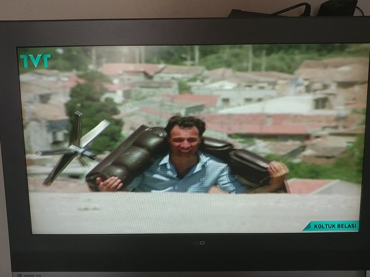 Nerede Cekildi On Twitter 1990 Yapimi Koltuk Belasi Filminde Makam Koltugunu Arka Sokaklar In Riza Baba Si Zafer Ergin Seslendirmistir Https T Co Bmyysgsdlf Nerede Cekildi On Twitter 1990 Yapimi Koltuk Belasi Filminde Makam Koltugunu Arka Sokaklar In Riza Baba Si Zafer Ergin Seslendirmistir Https T Co Bmyysgsdlf