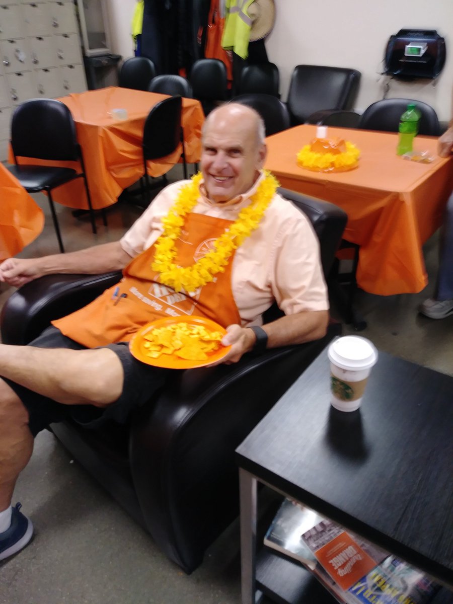 Sara (@sarakuchera) on Twitter photo #NDHomeDepotOrangeBloodedDay2018 <a href="/bt1hunter/">Barry Thompson</a> <a href="/geraldrmullins/">Gerald Mullins</a> @sallyOmizzle <a href="/Paul_Haitsch/">Paul Haitsch</a> #NDHomeDepotOrangeBloodedDay2018 <a href="/bt1hunter/">Barry Thompson</a> <a href="/geraldrmullins/">Gerald Mullins</a> @sallyOmizzle <a href="/Paul_Haitsch/">Paul Haitsch</a>