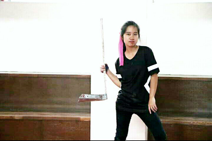 harawooji's tweet photo. If I can't be the flower to ur heart then I'll be the dustpan to your broom. 💢
#CaratSelcaDay #500dayswithsvt https://t.co/oPz8fP1fQS