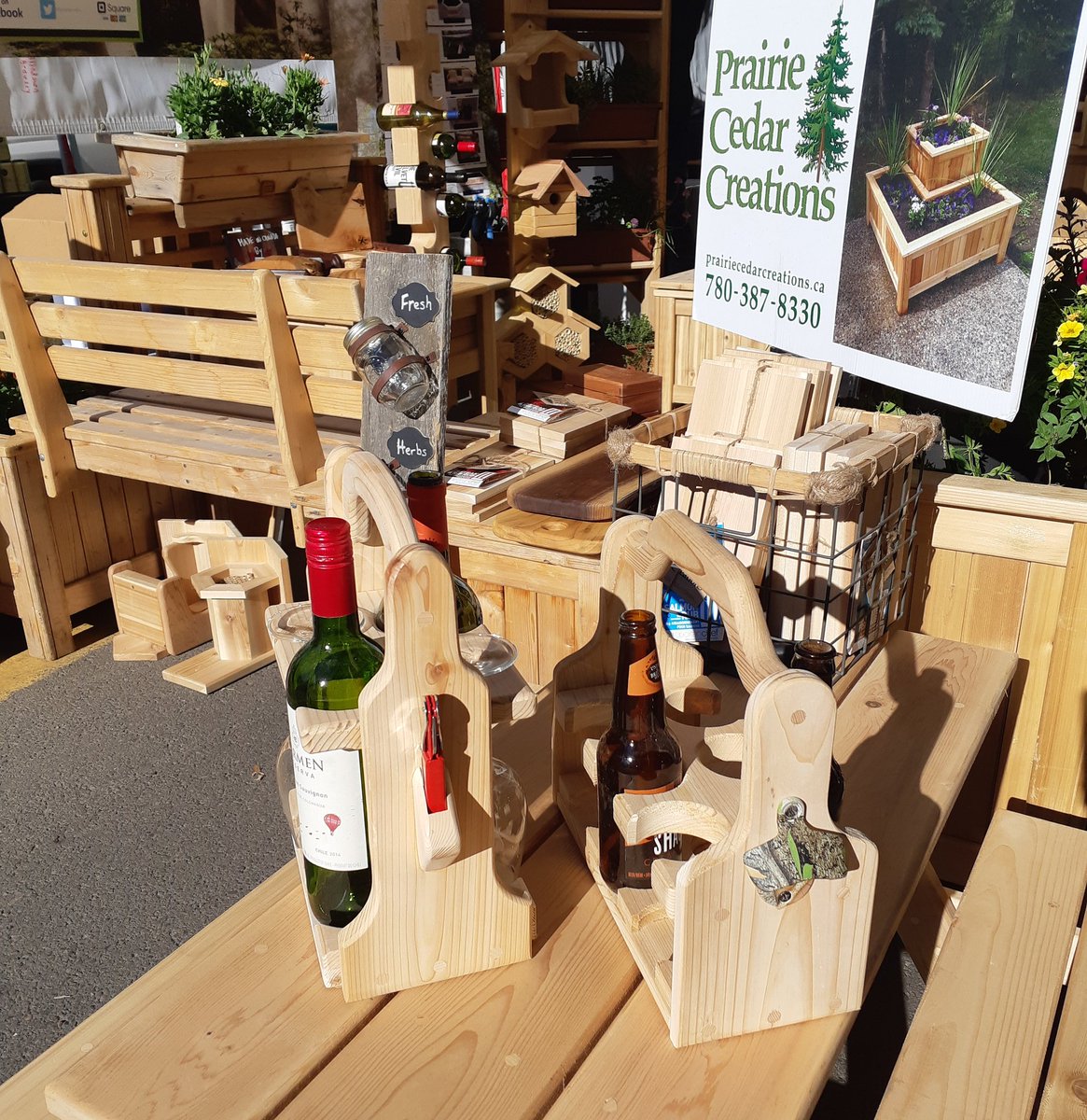 prairiecedar's tweet photo. Another great start to another great day here @citymarket104 #shoplocal #citycentremarket #citymarket104 #104st #yegdt #marketday #fathersdaygifts #arms #yegfarmersmarket #yeglife https://t.co/1YtErR5WN6