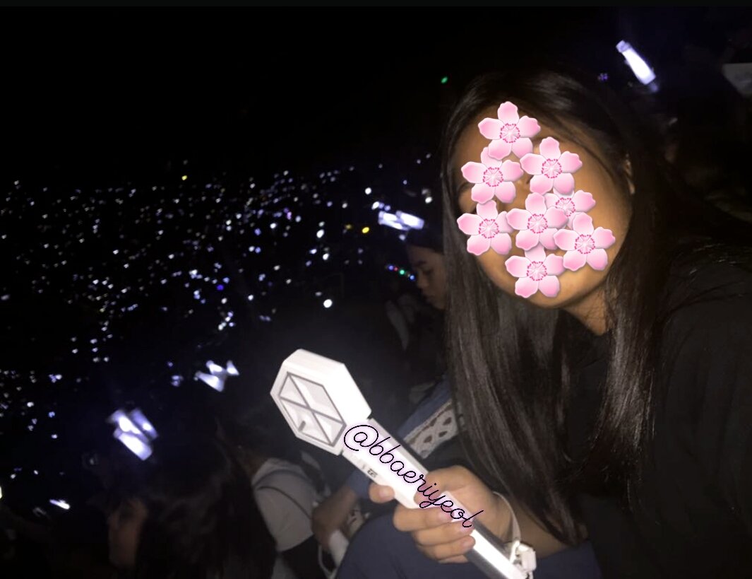 bbaeriyeol's tweet photo. Elyxion in manila 4.28.18 ❤
Cant explain the happiness and hype that i've expericed. The elyxion may be first ever EXO tour that i've been to, but surely this wont be my last 💝

Ps: I SUPER MISS THE BOYS ALREADY
pps: I STILL WANT TO SING BABY SHARK https://t.co/TTXIRhEUru