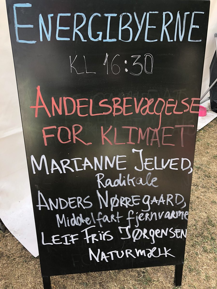 CGroengaard's tweet photo. Andelsbevægelse for klimaet Kom fisk til B7 på #FM18 hos #Energibyerne og #Tankegang https://t.co/88AevLsnRK