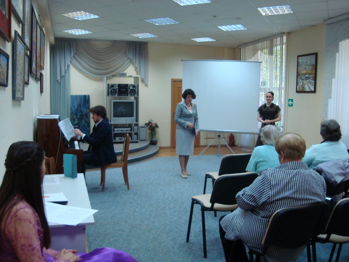 lib_simonovka's tweet photo. Состоялся вокальный концерт "Любовь и музыка едины"  #БиблиотекиЮАО #ЮАО #концерт #бесплатно  #Нагатинский_Затон #Якорная #Библиотека162  #вокал #студентыИСИ #опера #оперетта #народные_пе��ни https://t.co/DdHwnAFHE2