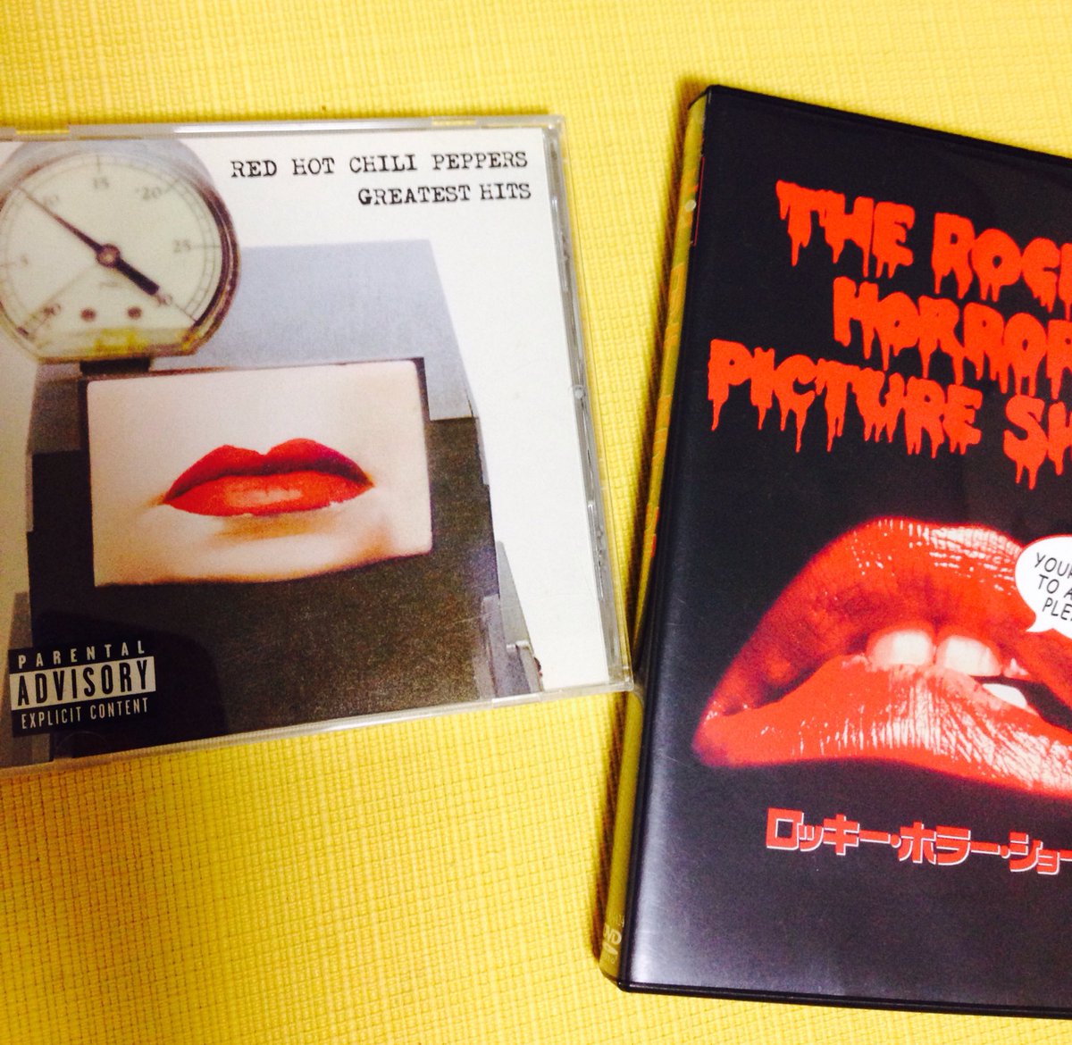 Sen22827028's tweet photo. 欲しいCDと欲しいDVD、中古で見つ��て別々の日に購入して、、今気づいたけど、、実はくち���るフェチ⁇(°_°) https://t.co/KZrBx8q3EG