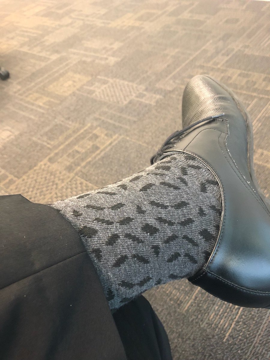 AVSimmonsJr's tweet photo. @TheEliteBigWil @DanBrechbill @THILL0810 I think I had a pretty stellar week in training. #SocksofATT #SoCS (that ones for you) - @trainer_kelley  #lifeAtAtt https://t.co/blHxsMwERb