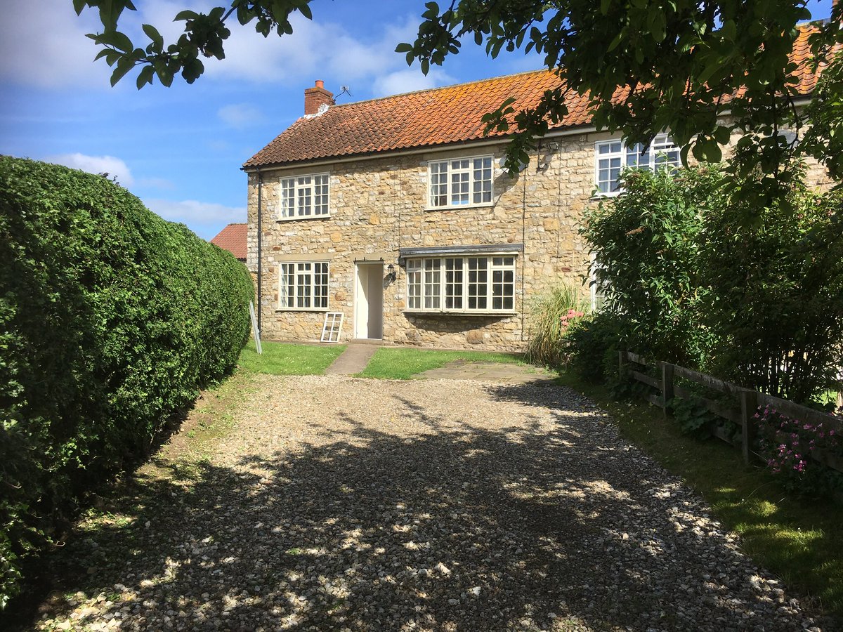 helmsleyhideaway.com refurb in progress ,<a href="/infiniteeye/">Infinite Eye</a> <a href="/HazelRo525/">Hazel Robertson</a> <a href="/DumfriesASC/">Dumfries ASC</a> <a href="/Scotland_Media/">Scotland_Media</a> MakepeacePR aerialartwork